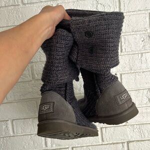 Ugg Fabric Boots With Buttons- Size 8